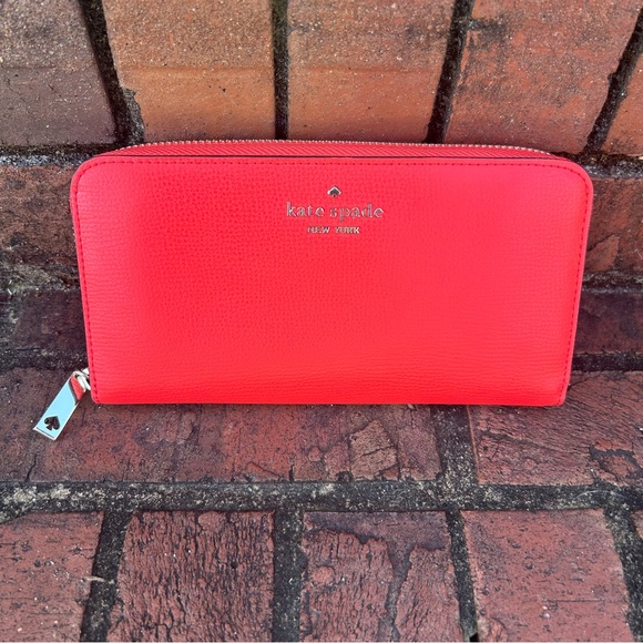 KATE SPADE NEW YORK ORANGE LEATHER FULL ZIP CLOSURE WALLET NEW!! - Picture 3 of 16
